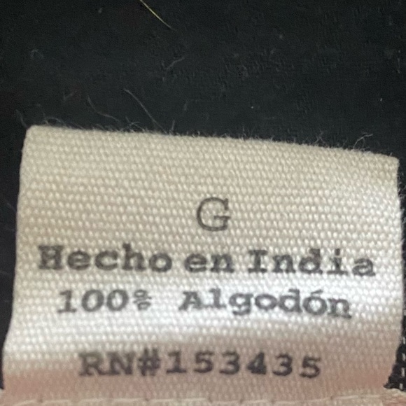 Black and white button down - Picture 6 of 6